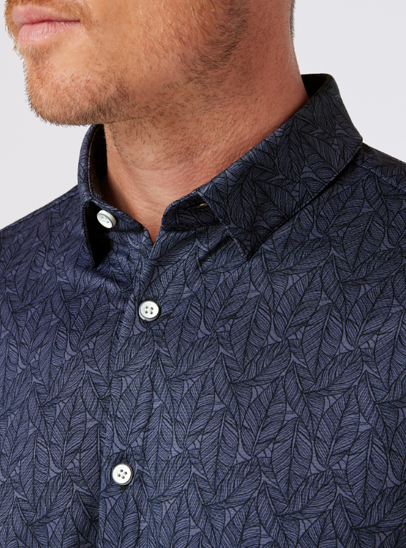 Mizzen & Main Halyard SS Dress Shirt - Coastal Fjord Coffee Leaves - The Foundry