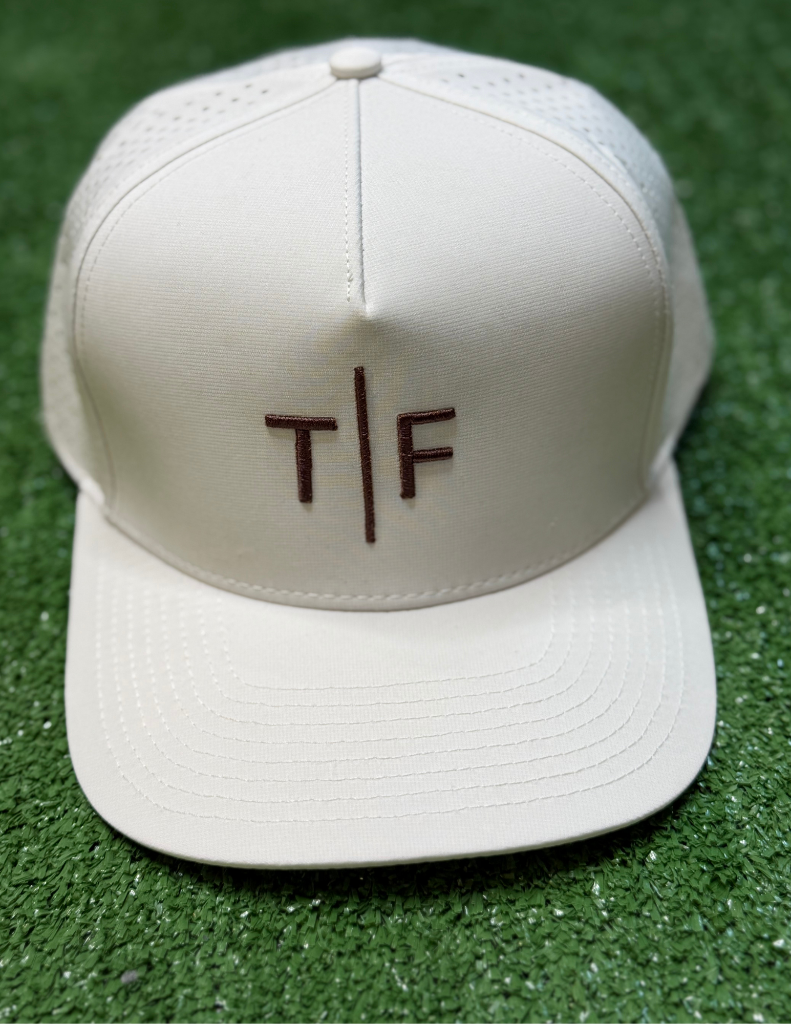 BH- Off White Hat T/F Brown Embroidered