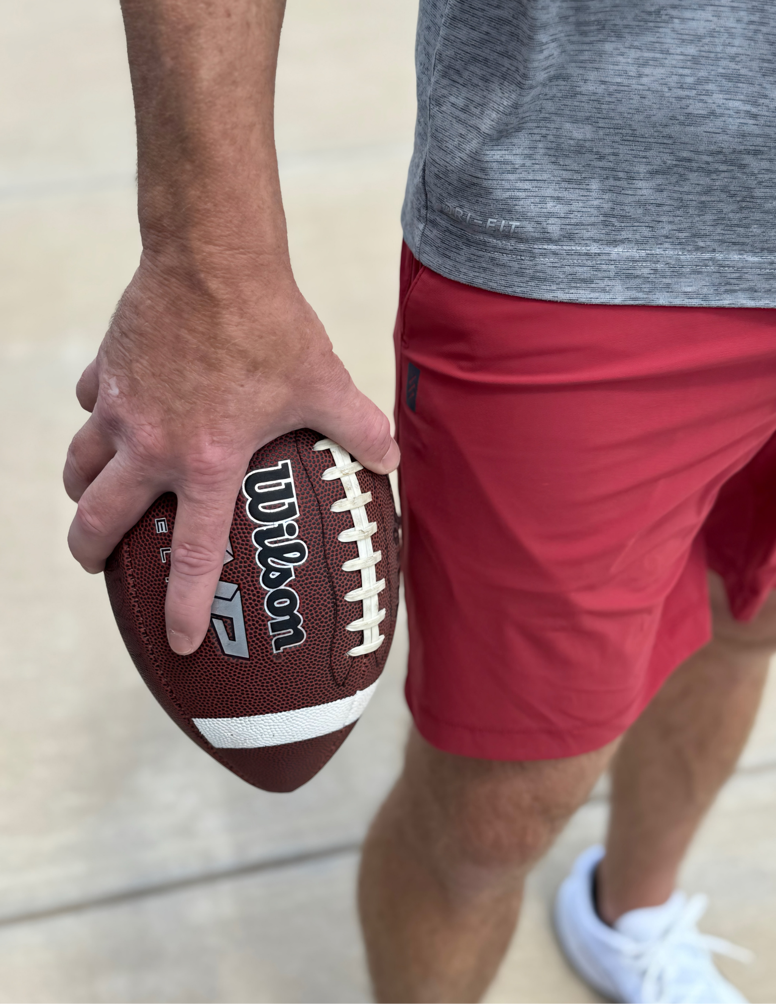 Rhone - 7" Pursuit Short Unlined - Brick Red
